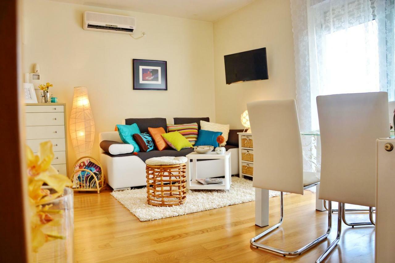 Apartment Vacation In Zadar - Mirna Exterior foto